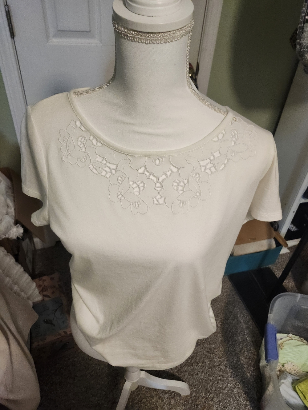 Talbots Women's Cream Lace Appliqué Short Sleeve Top
